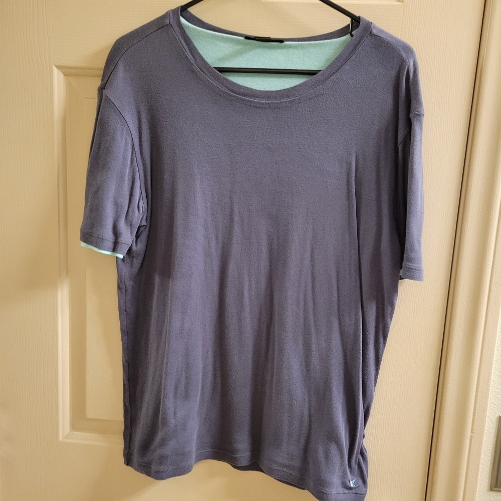 Authentic Louis Vuitton T-shirt Size L
